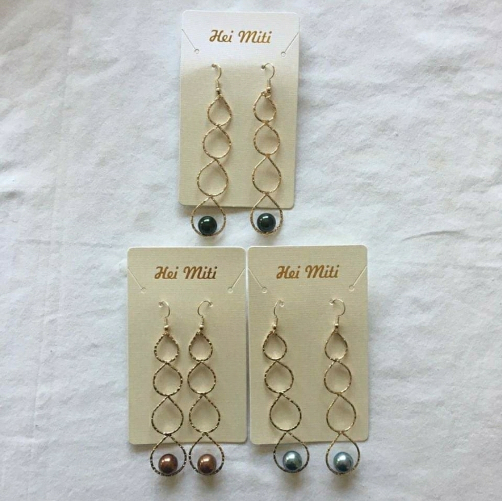 NWT Tahitian Pearl Earrings - Picture 1 of 1